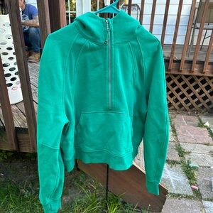 EUC lululemon scuba worm ONCE size M/L